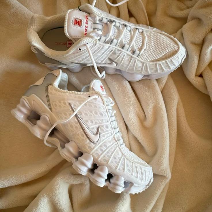Nike SHOX